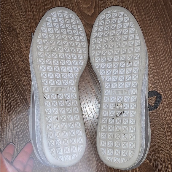 Great condition Puma sneaker! - Picture 4 of 5